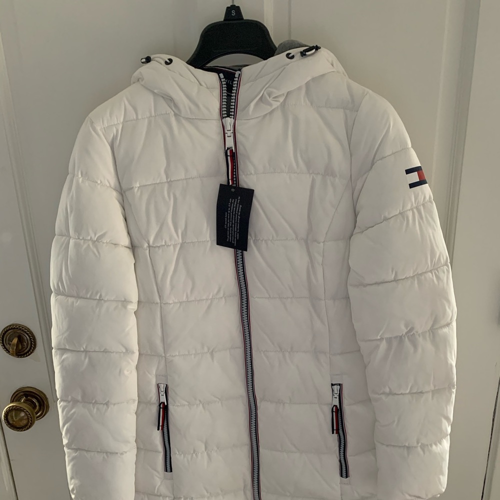 NWT white Tommy Hilfiger Puffer Parka